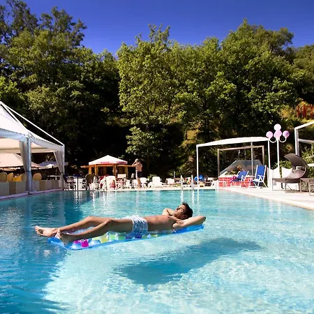 Posta 4* 끼안챠노테르메